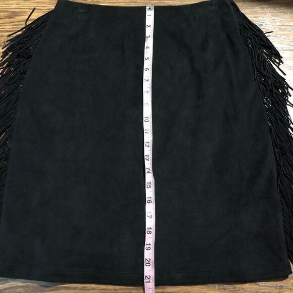 Gretchen Scott Y2K Fringe Vegan Suede Black Skirt - Picture 9 of 10
